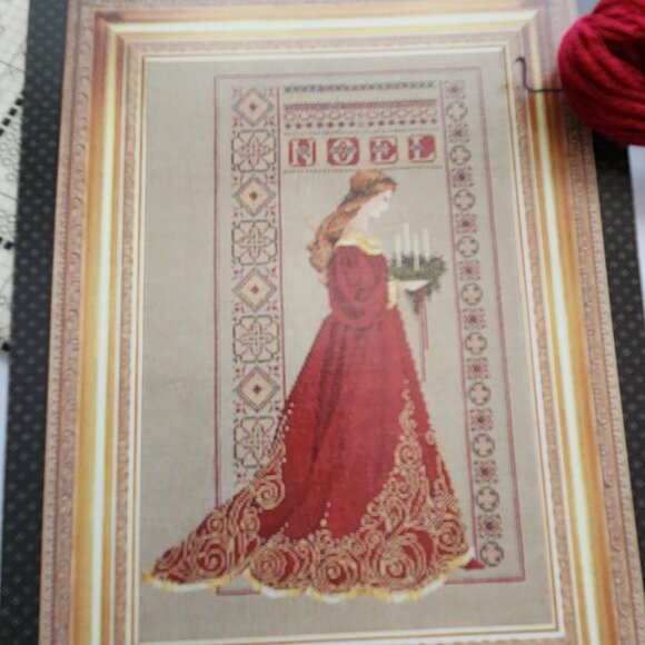 Celtic Christmas Counted Cross-stitched No. 32 Lavender & Lace Original Creative - Picture 5 of 10